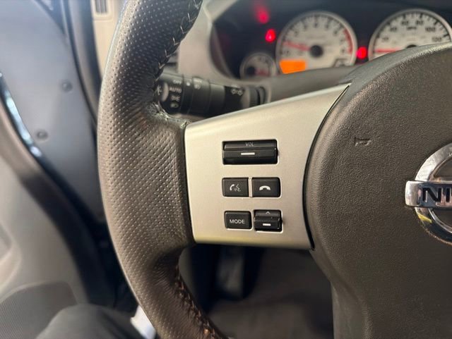 Used 2016 Nissan Frontier PRO-4X w/ Pro-4x Luxury Package AWD/4WD image 19