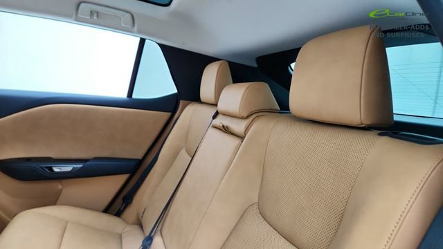 Used 2025 Lexus RZ 300e w/ Cold Area Package image 51