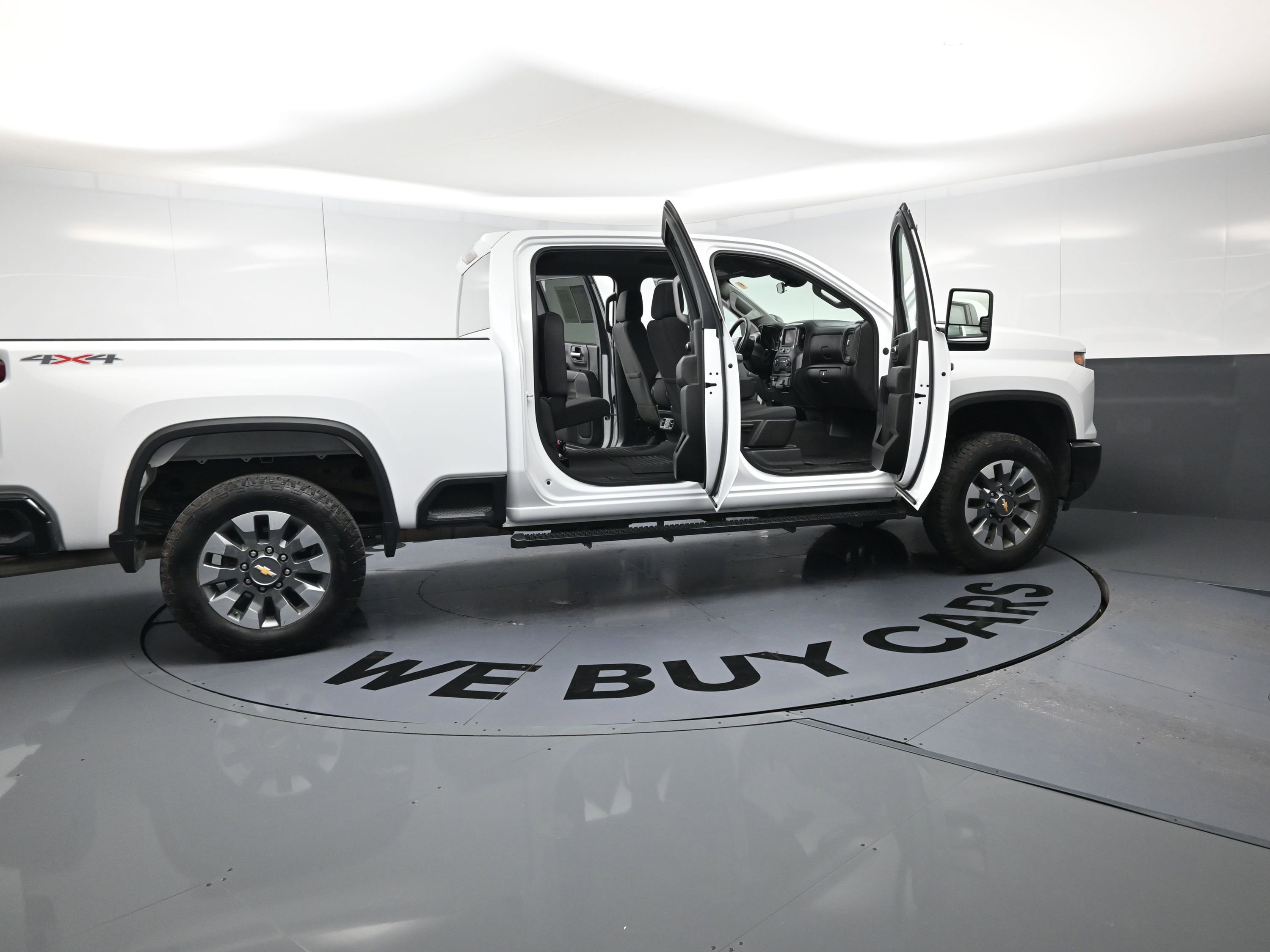 Used 2024 Chevrolet Silverado 2500 Custom w/ Custom Convenience Package AWD/4WD image 26
