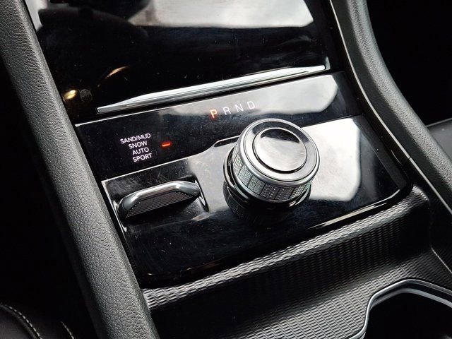 Certified 2024 Jeep Grand Cherokee Limited w/ Black Appearance Package AWD/4WD image 18