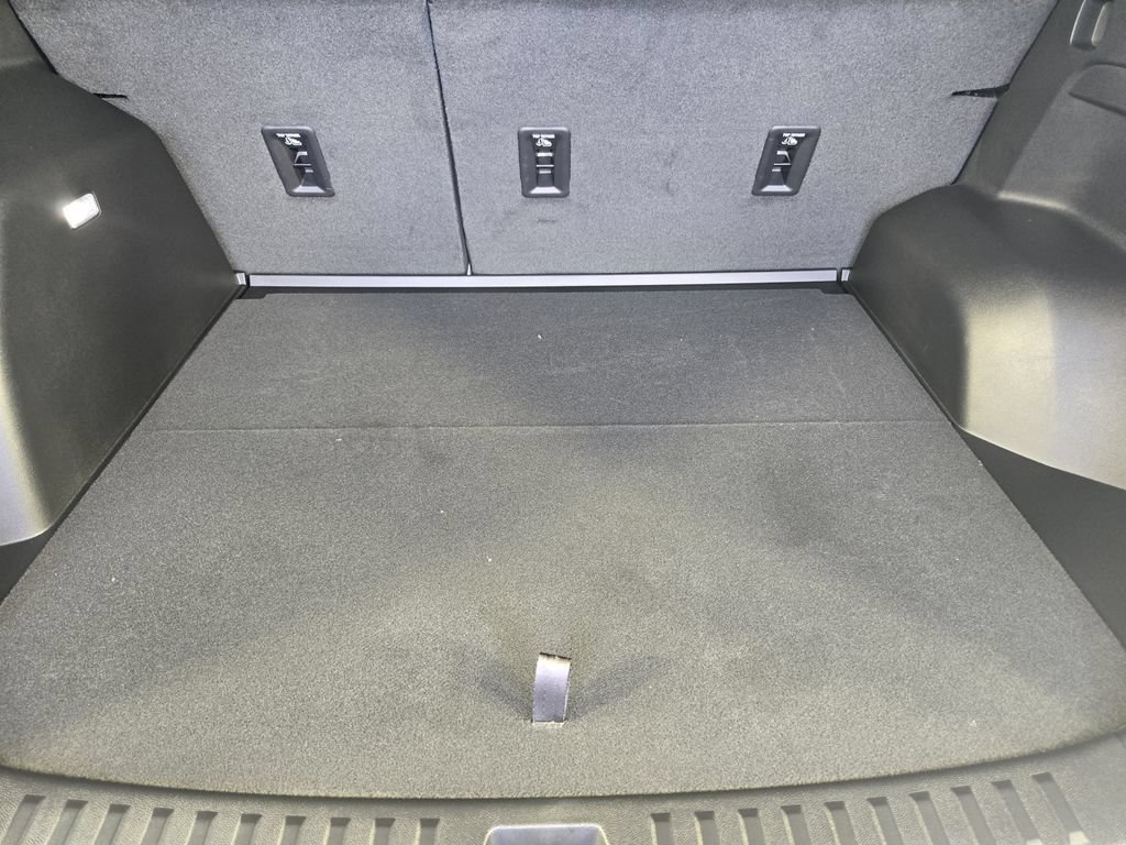New 2026 Chevrolet Equinox RS w/ Convenience Package III FWD image 37