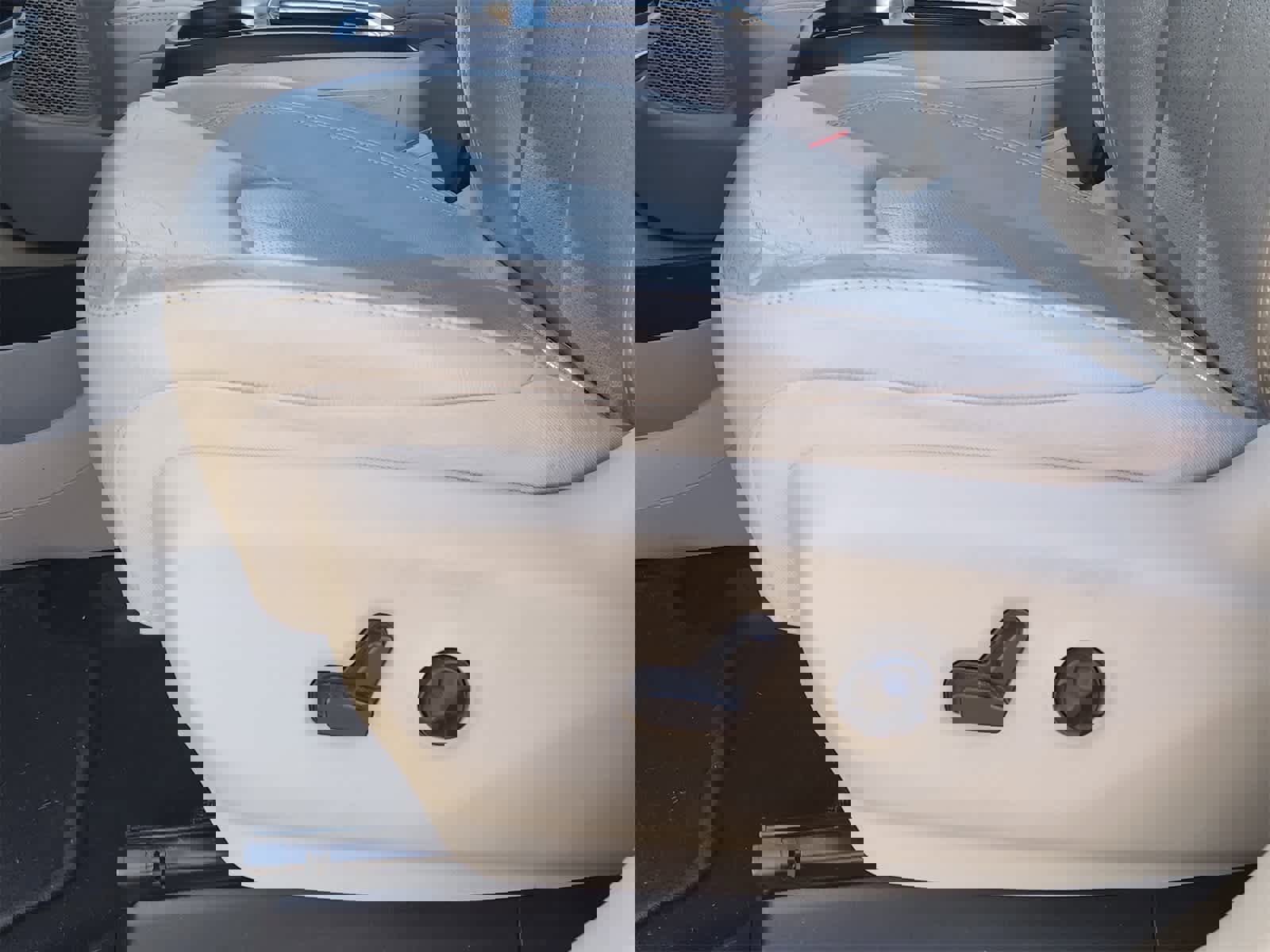 Used 2021 Chrysler Pacifica Touring-L image 23