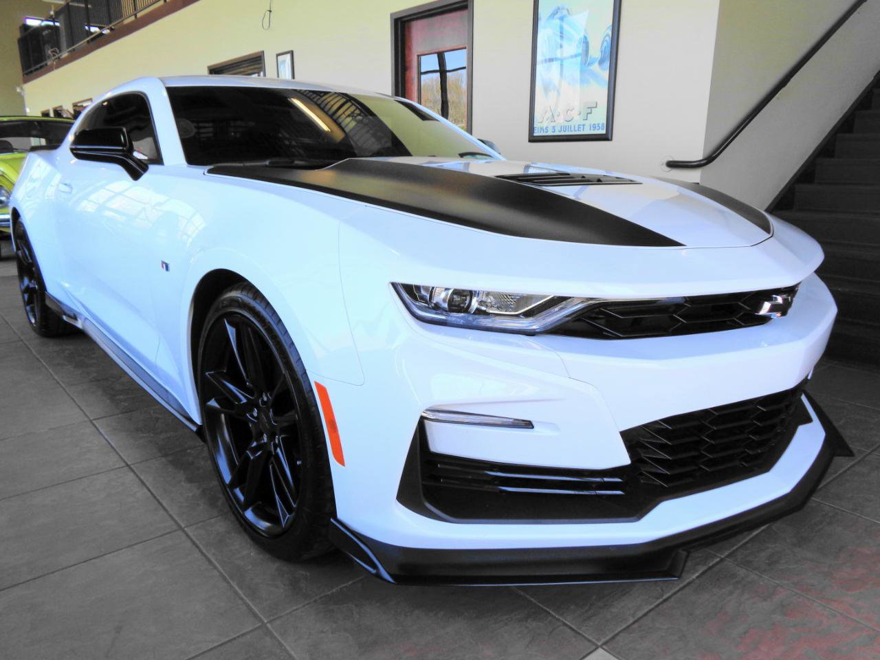 Used 2023 Chevrolet Camaro SS RWD image 8