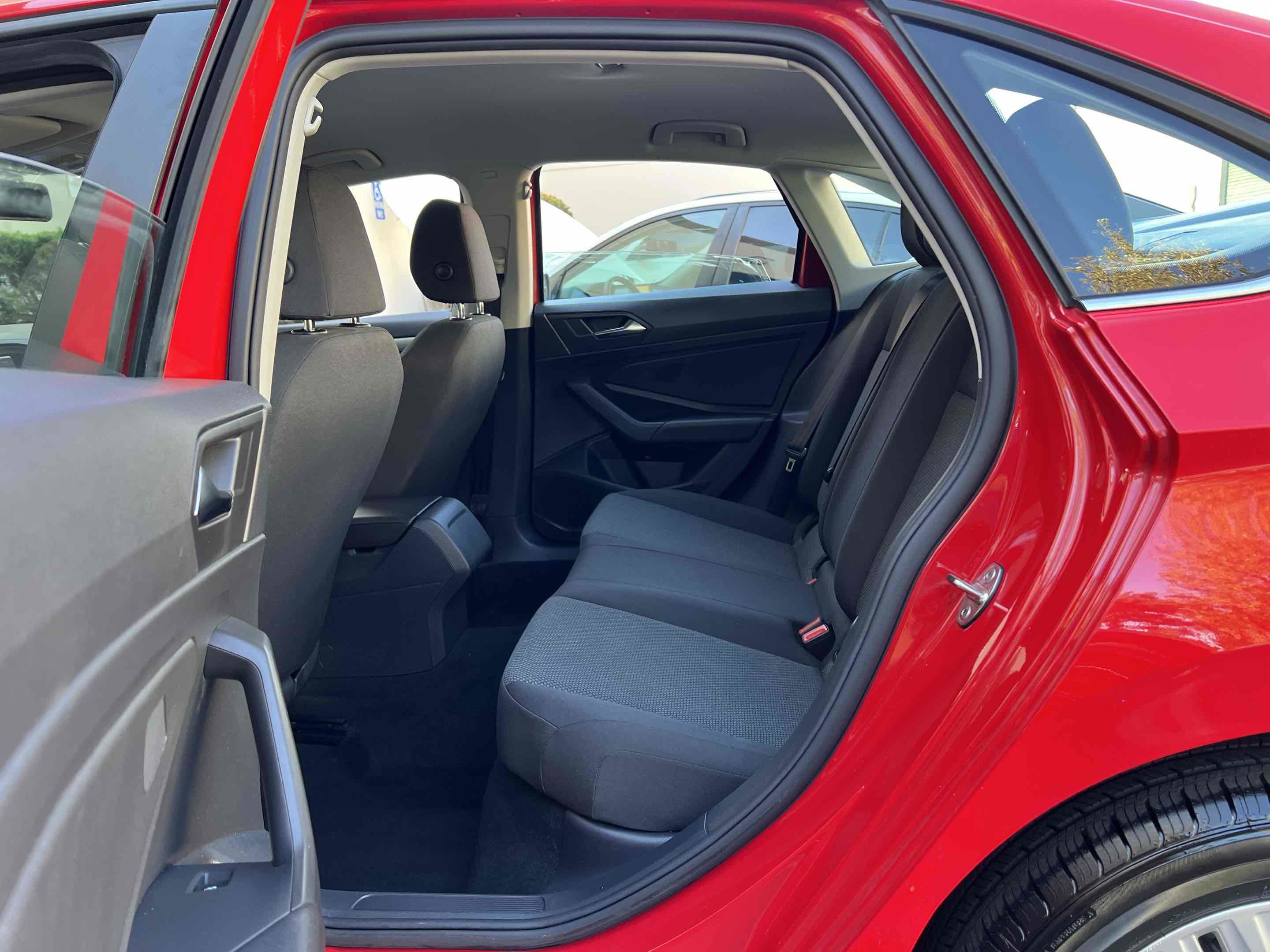 Used 2019 Volkswagen Jetta S image 5