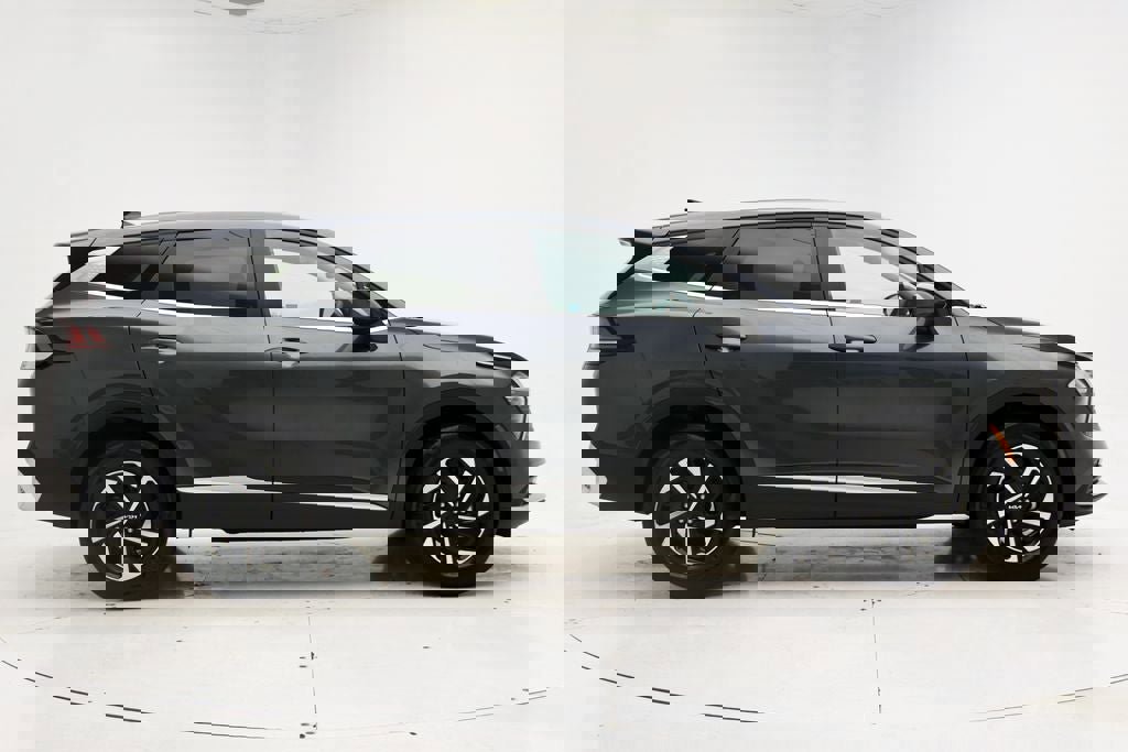 Used 2023 Kia Sportage LX image 3