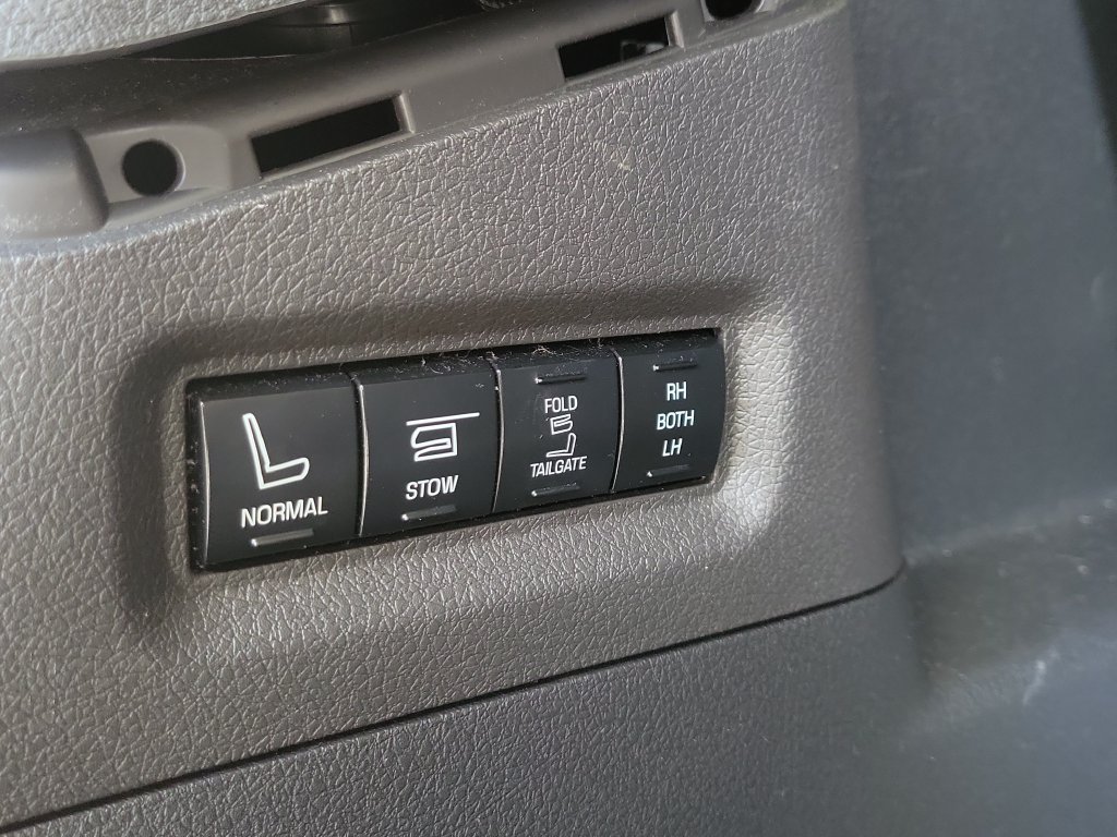 Used 2019 Ford Flex Limited w/ Equipment Group 301A FWD image 10