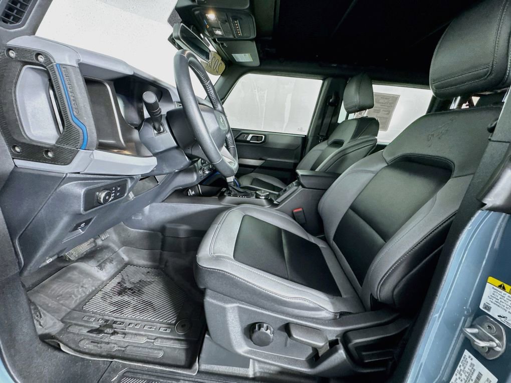 Used 2022 Ford Bronco Black Diamond image 12