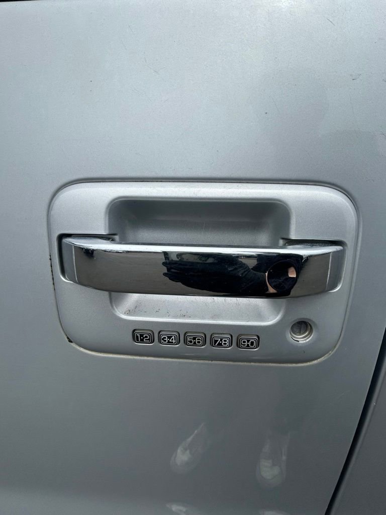 Used 2006 Lincoln Mark LT 4x4 image 11