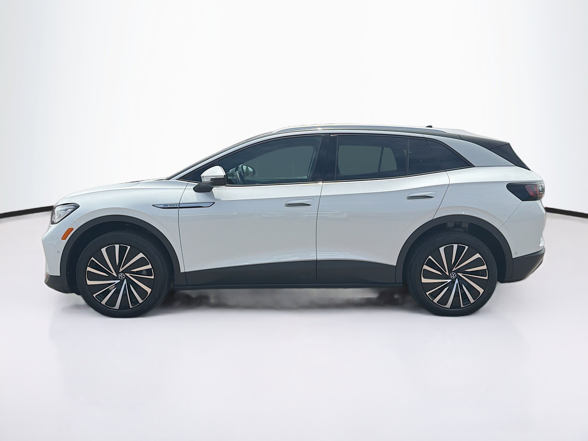 Used 2023 Volkswagen ID.4 Pro S Plus AWD/4WD image 4