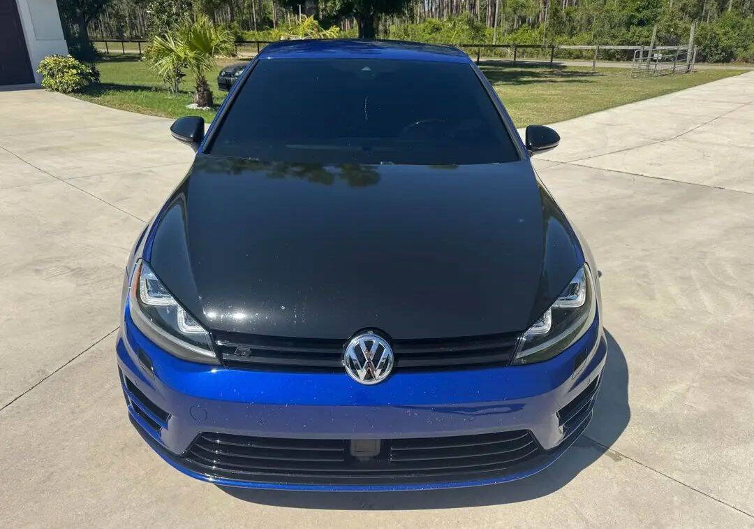 Used 2017 Volkswagen Golf R 4-Door image 6