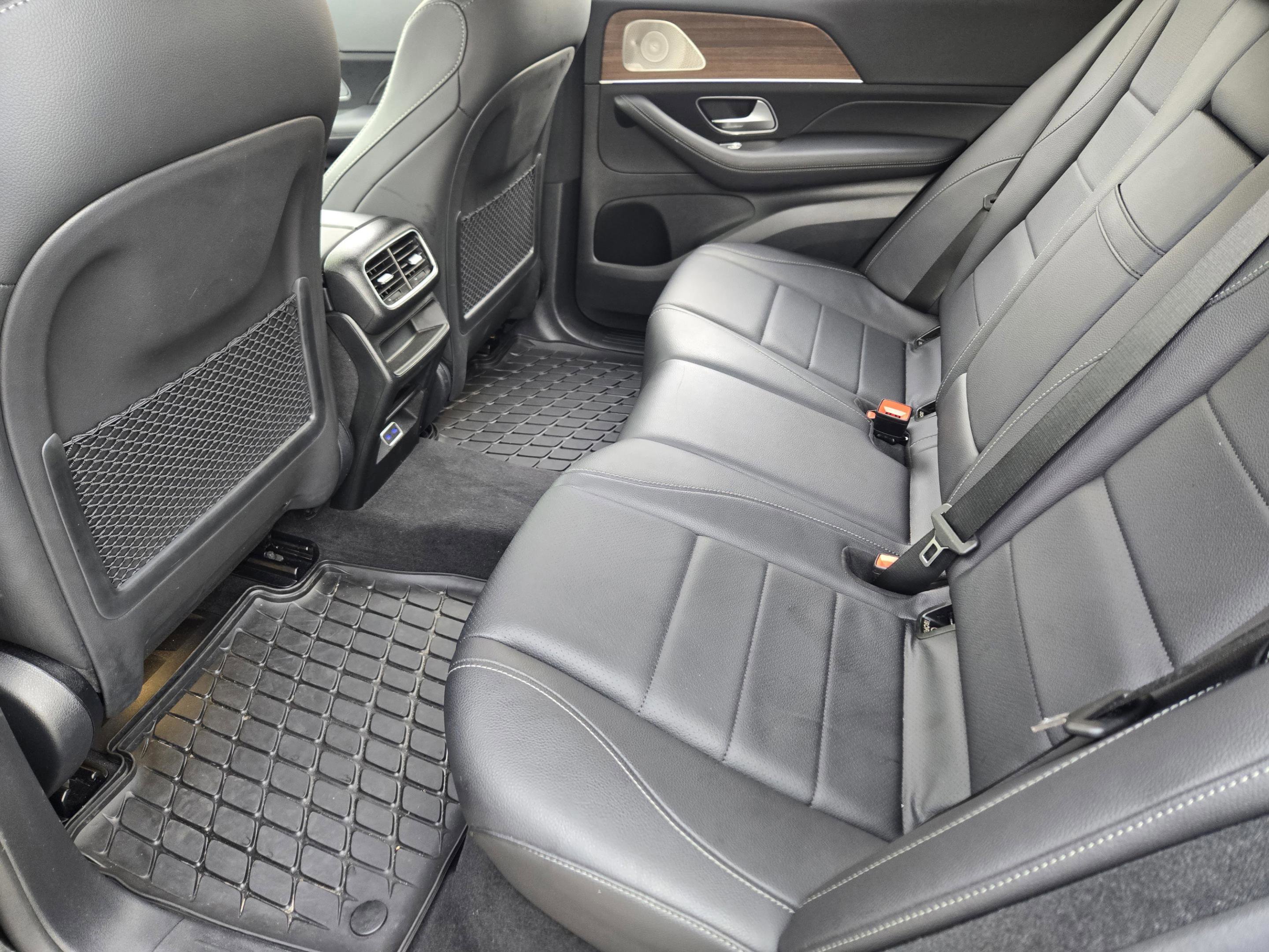 Used 2025 Mercedes-Benz GLE 350 4MATIC image 29