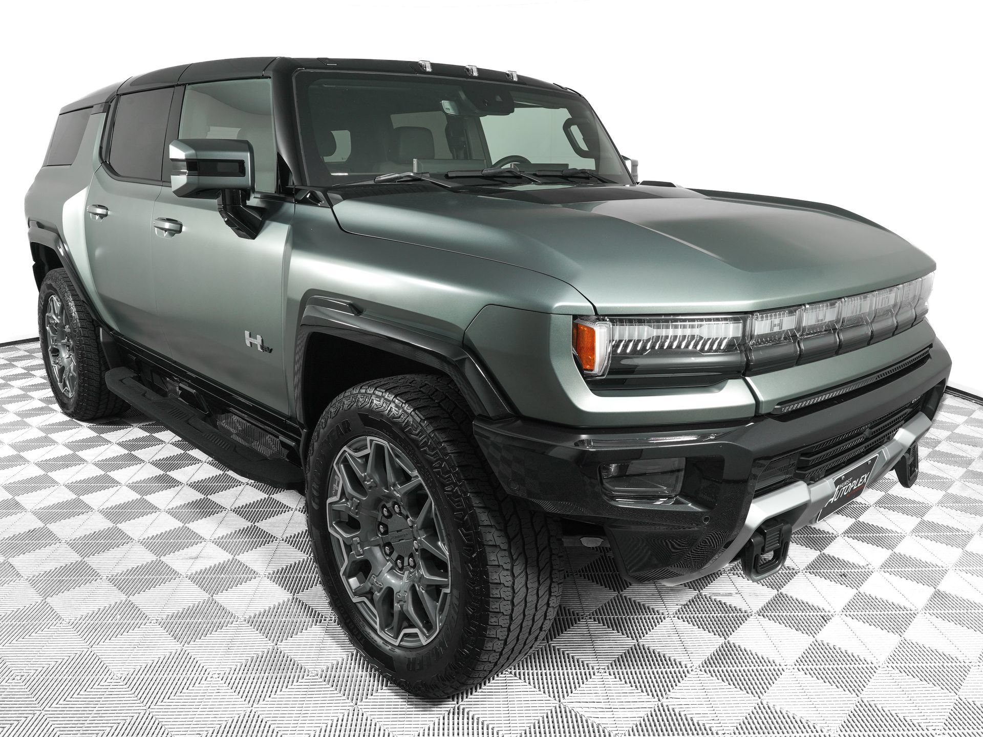 Used 2024 GMC Hummer EV 3X AWD/4WD video 2