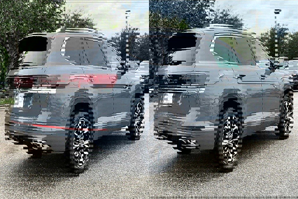 New 2026 Volkswagen Atlas SEL Premium R-Line image 5