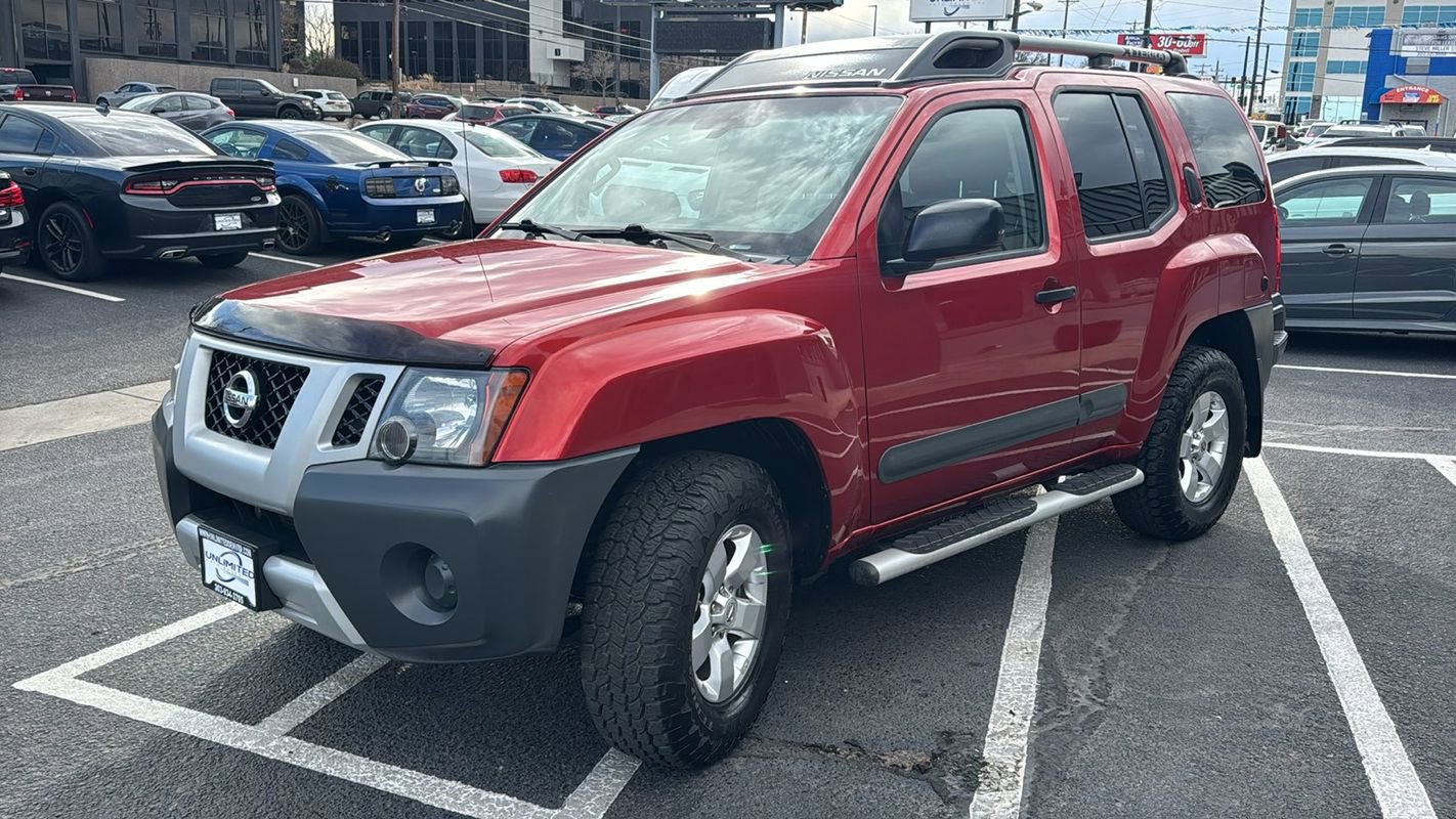 Used 2013 Nissan Xterra S image 7