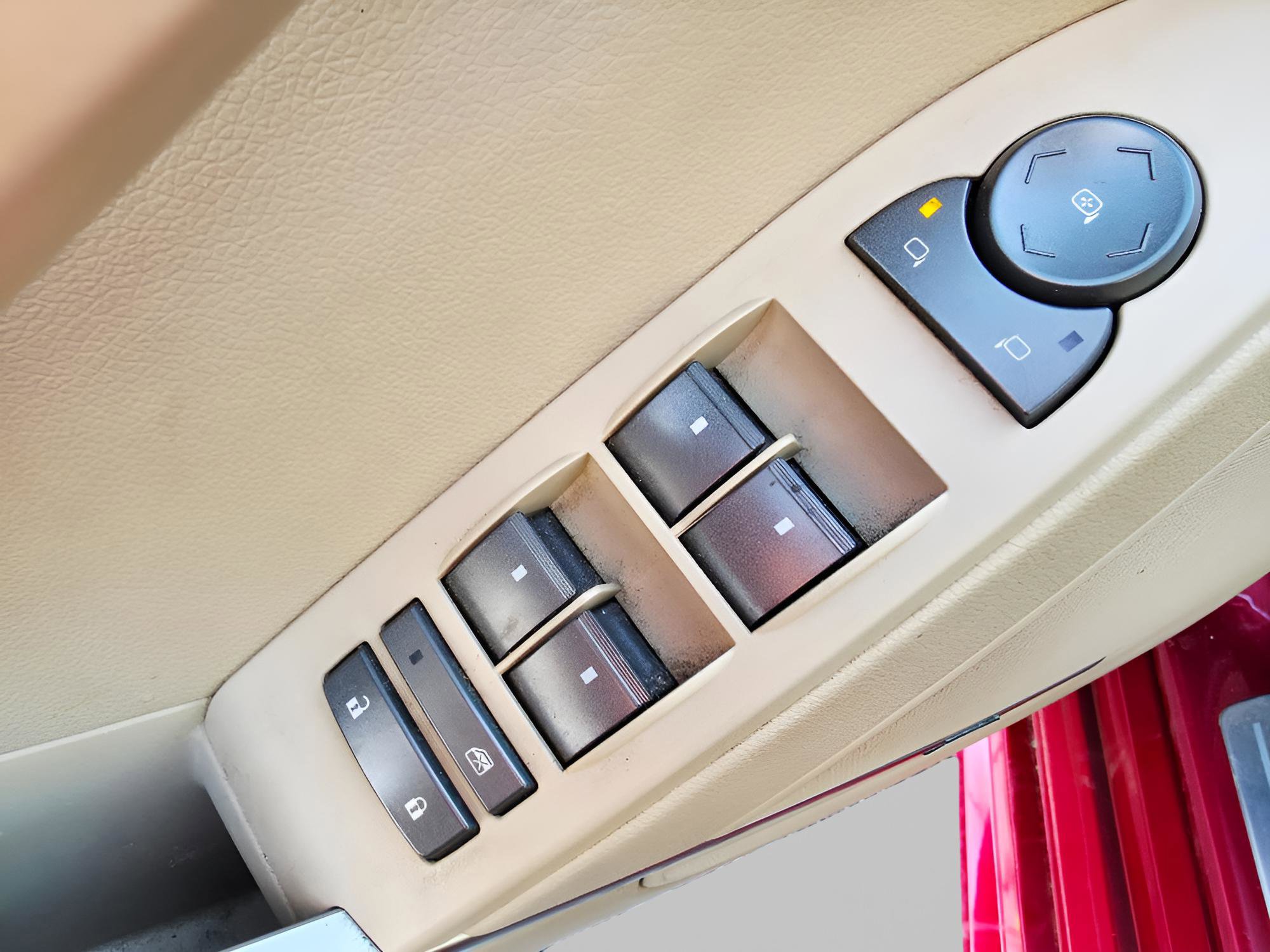 Used 2012 Cadillac CTS Luxury AWD/4WD image 25