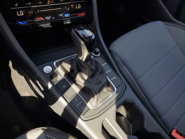 New 2026 Volkswagen Jetta SE FWD image 22