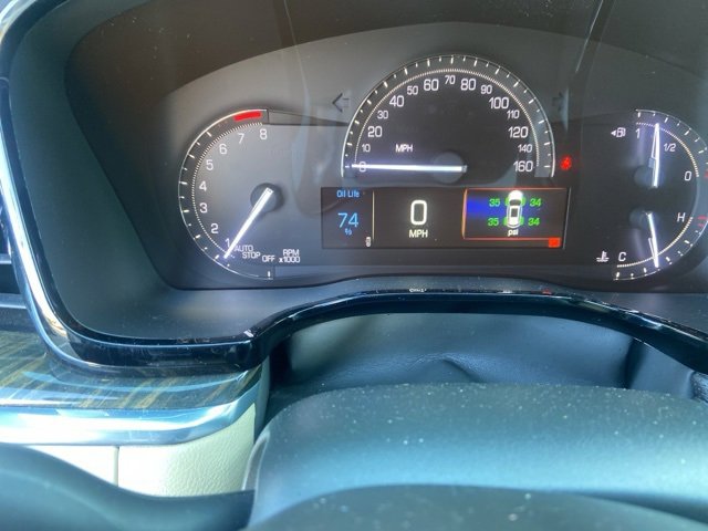 Used 2017 Cadillac XT5 FWD image 12