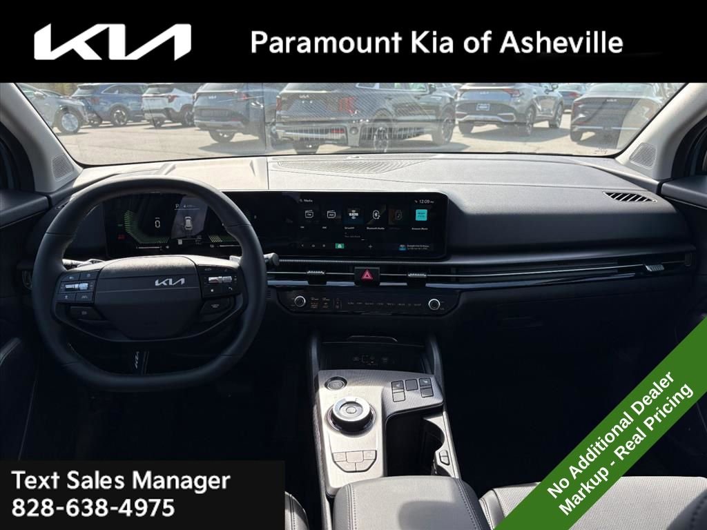 New 2026 Kia Sportage EX image 7
