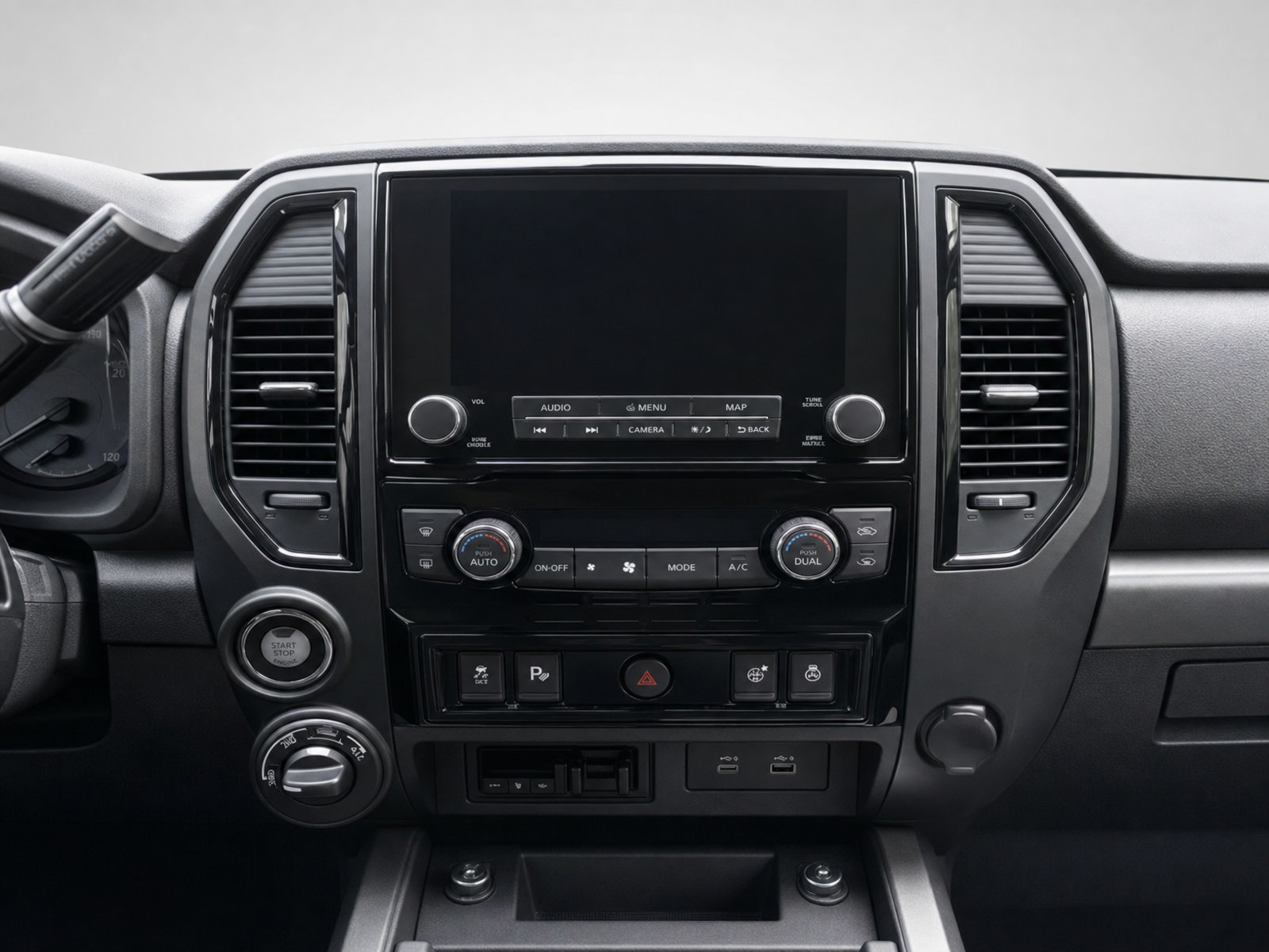 Used 2024 Nissan Titan PRO-4X w/ Pro-4x Convenience Package AWD/4WD image 14