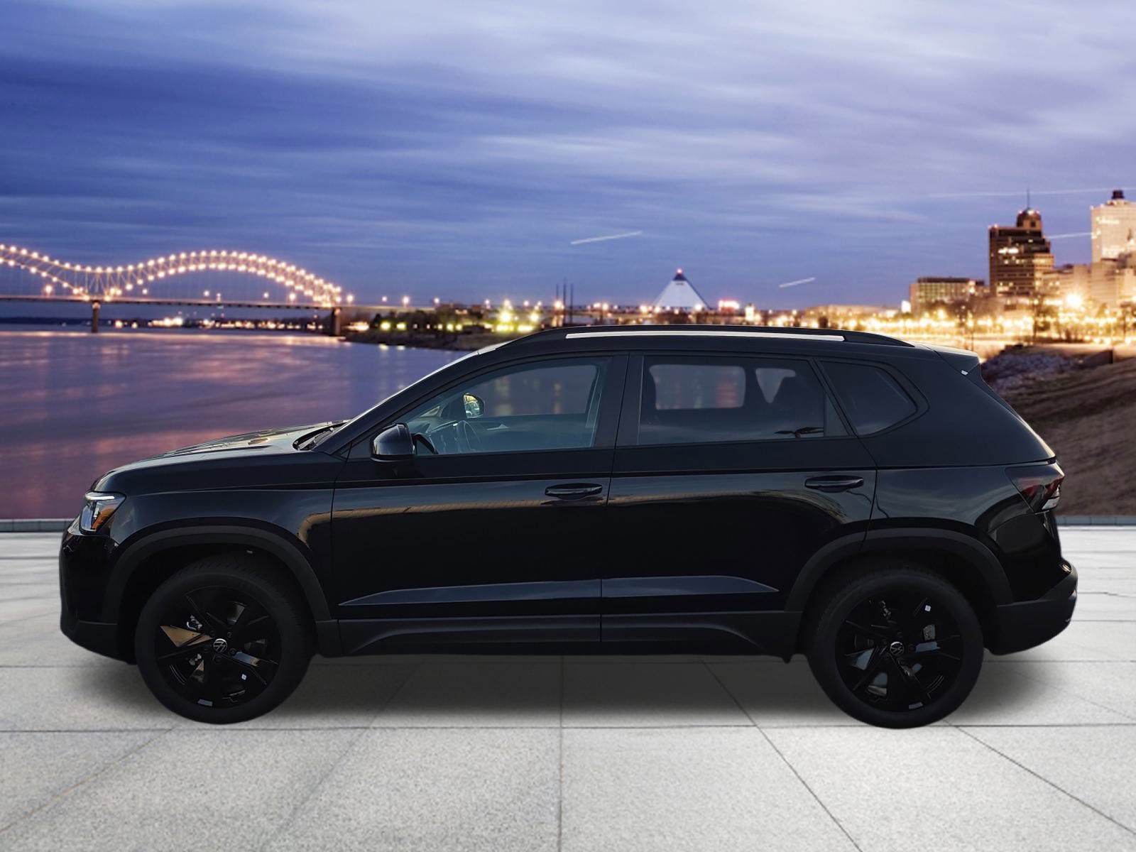 New 2026 Volkswagen Taos SE image 2