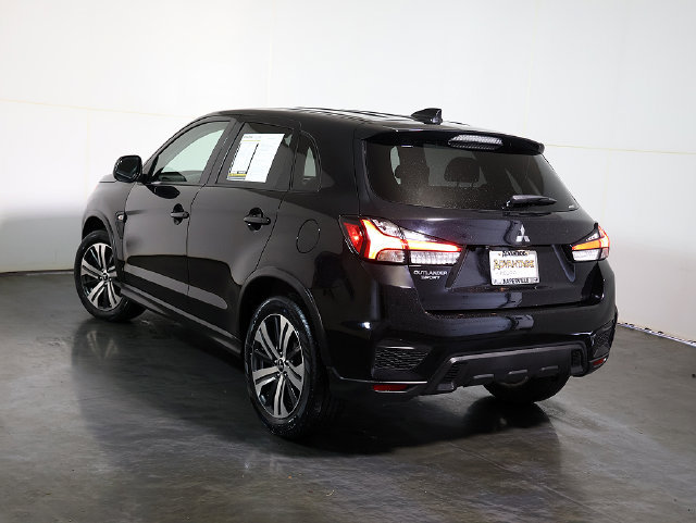 Used 2025 Mitsubishi Outlander Sport ES AWD/4WD image 2