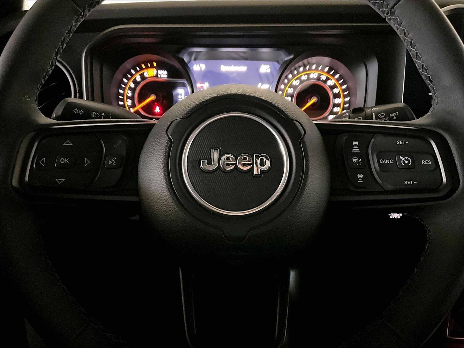 Used 2025 Jeep Wrangler Unlimited Rubicon AWD/4WD image 18
