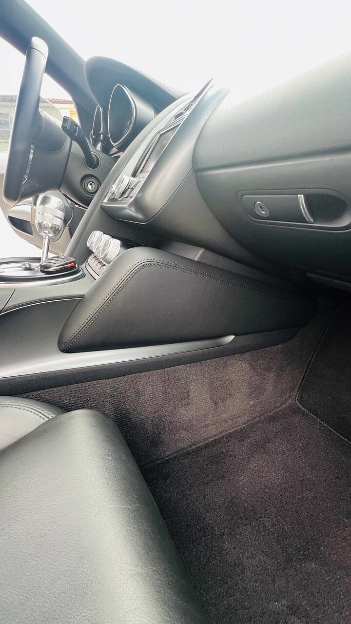 Used 2011 Audi R8 V10 AWD/4WD image 29