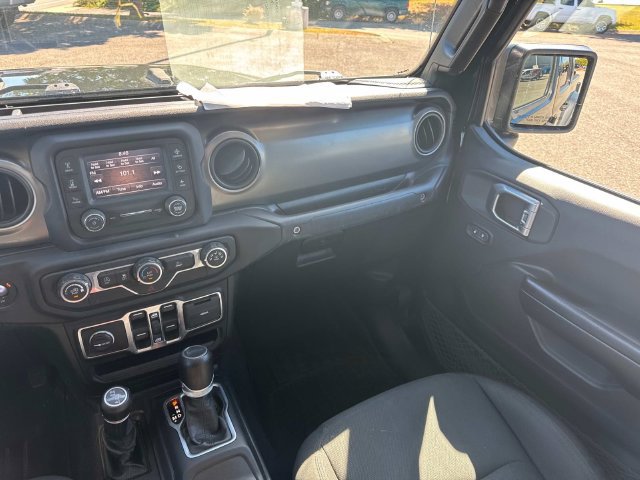 Used 2020 Jeep Gladiator Sport w/ Quick Order Package 24S AWD/4WD image 23