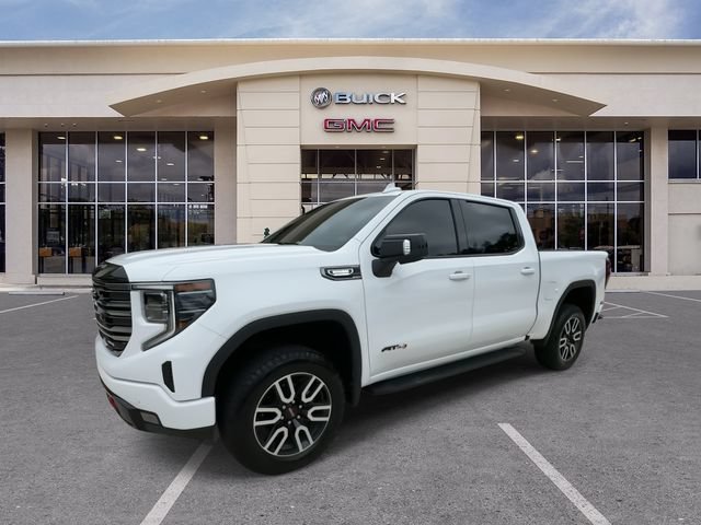 Certified 2025 GMC Sierra 1500 AT4 w/ Technology Package AWD/4WD image 6