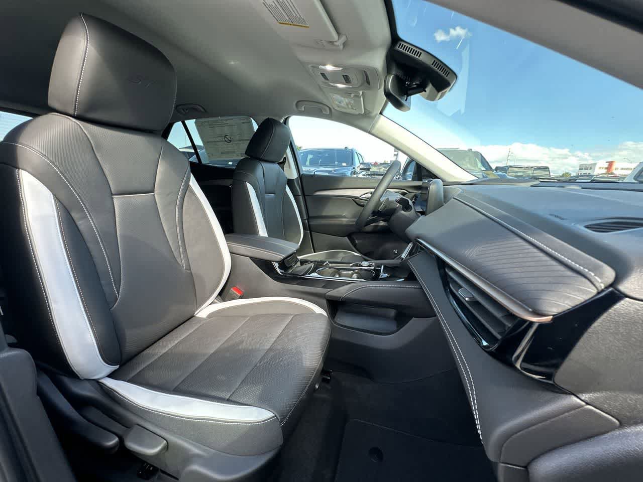 New 2025 Buick Envision Sport Touring AWD/4WD image 27