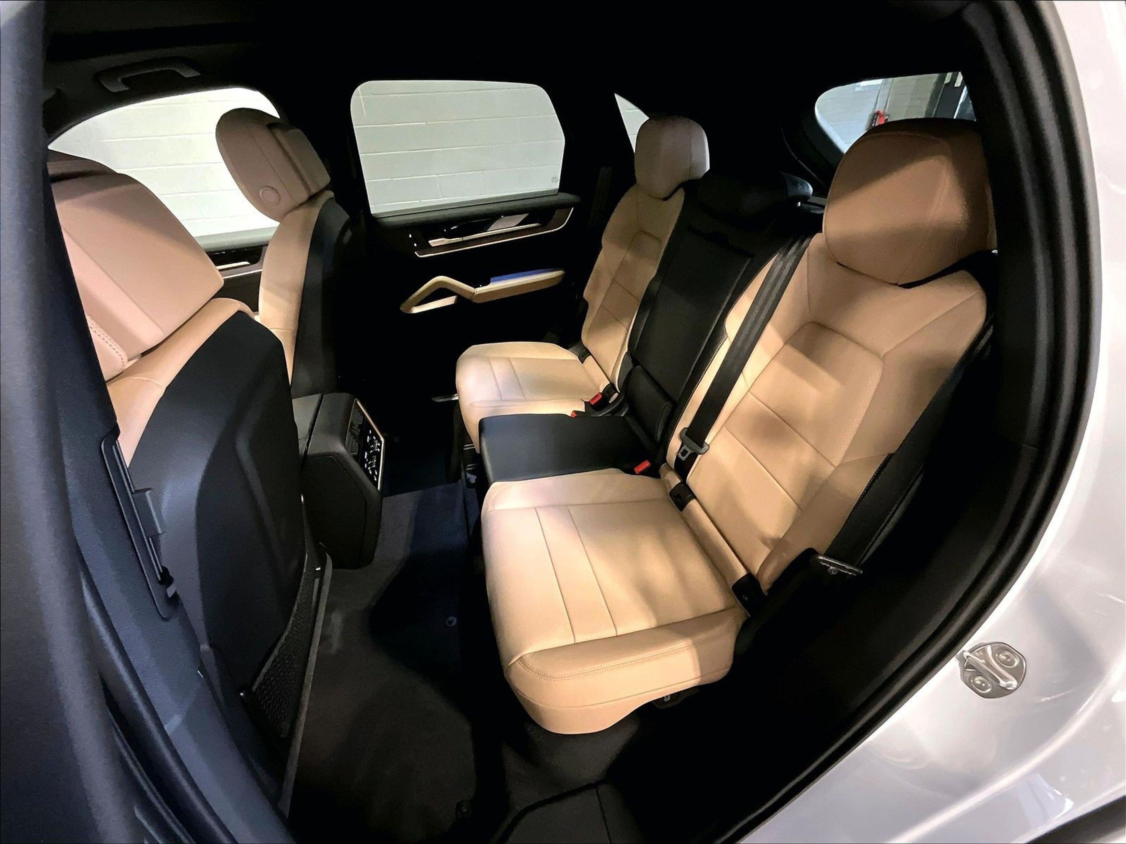 New 2026 Porsche Cayenne AWD/4WD image 20