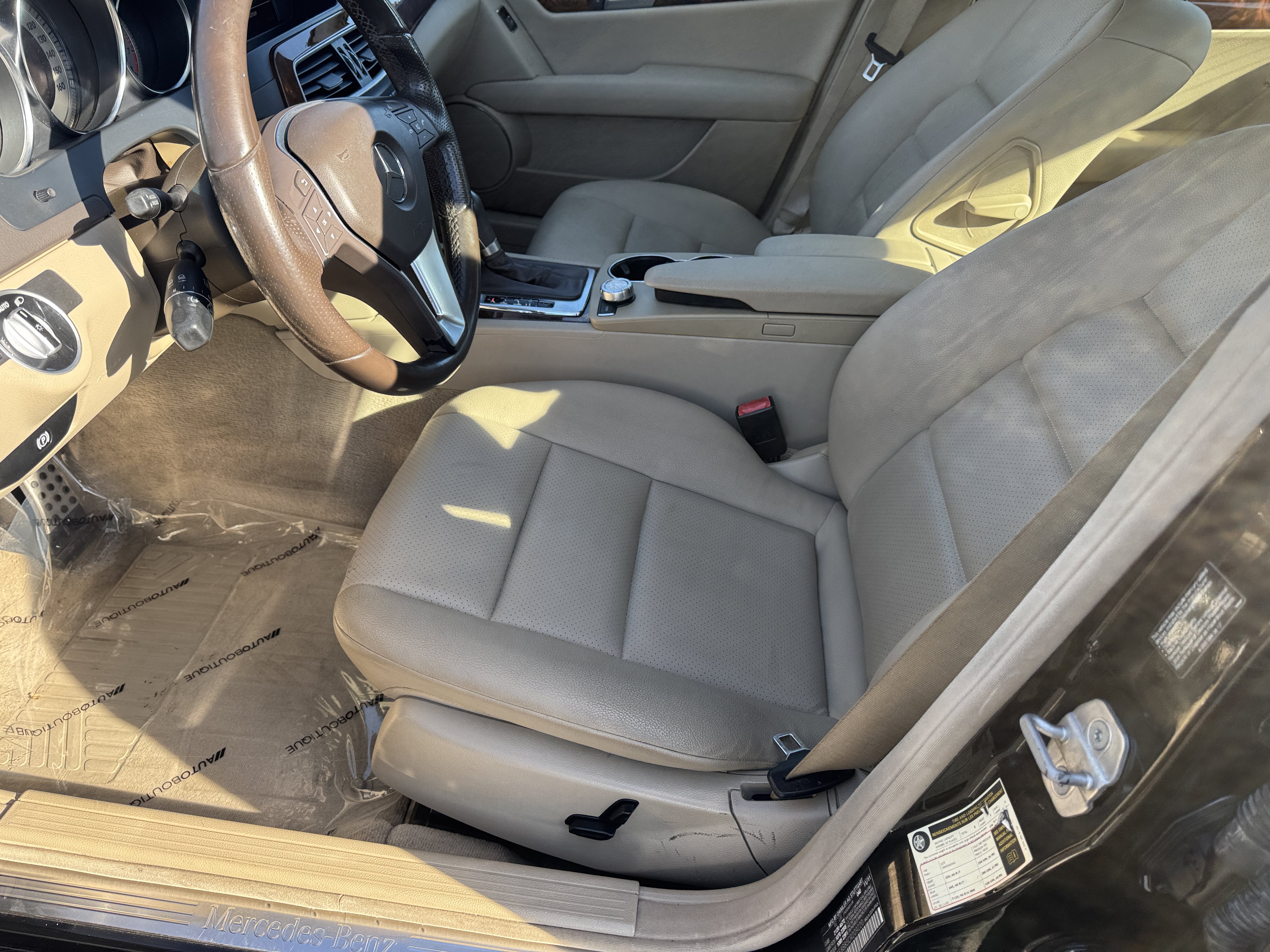 Used 2012 Mercedes-Benz C 300 4MATIC Sedan image 6