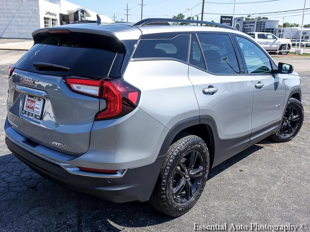 Used 2024 GMC Terrain AT4 w/ Infotainment Package II AWD/4WD image 9