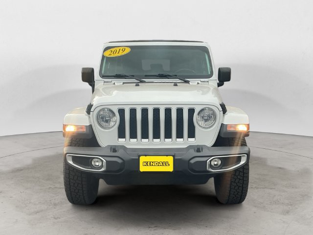 Used 2019 Jeep Wrangler Unlimited Sahara w/ Cold Weather Group AWD/4WD image 2