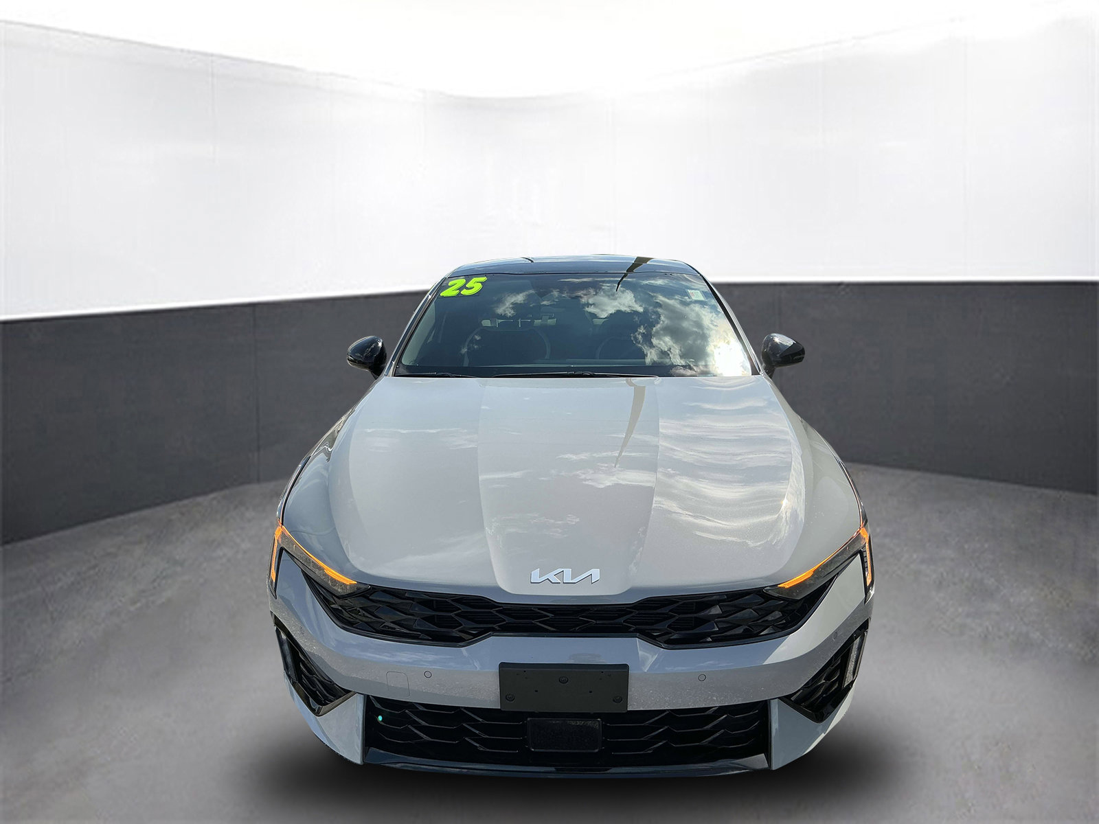 Used 2025 Kia K5 GT-Line w/ GT-Line Premium Package image 9