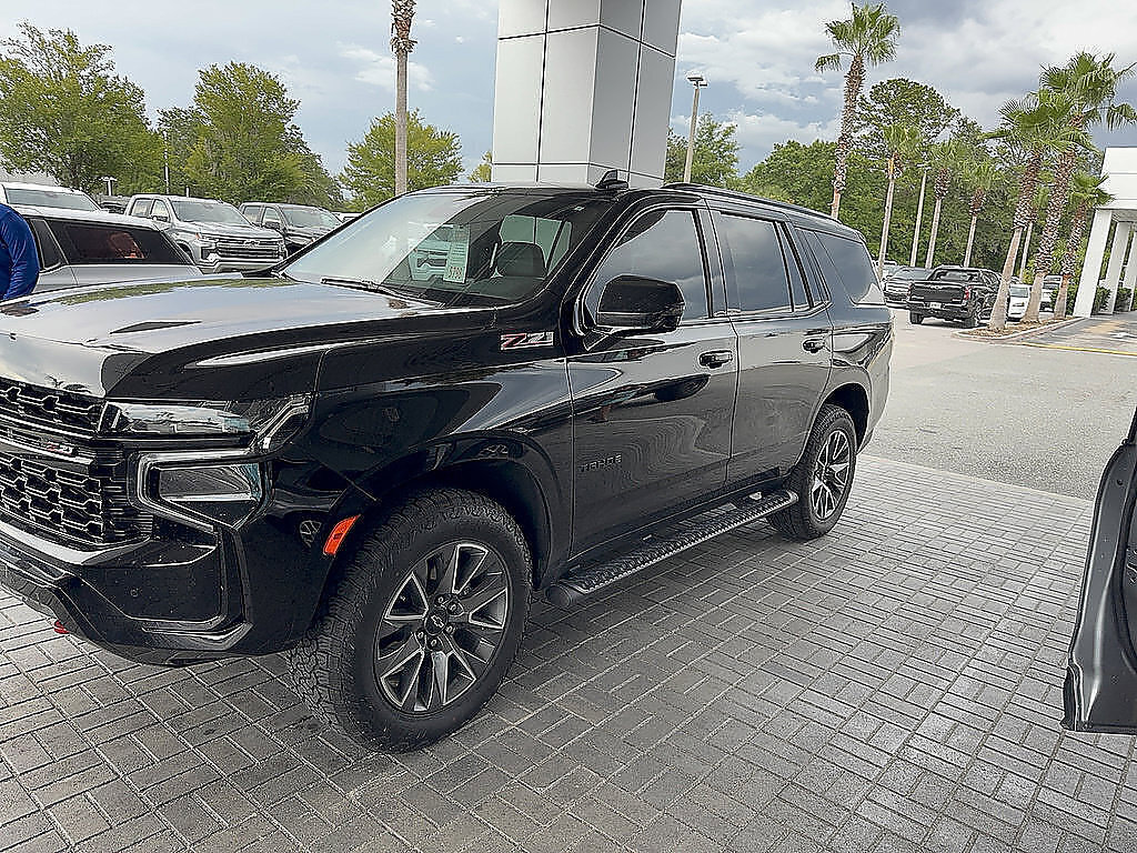 Certified 2023 Chevrolet Tahoe Z71 w/ Luxury Package AWD/4WD image 77