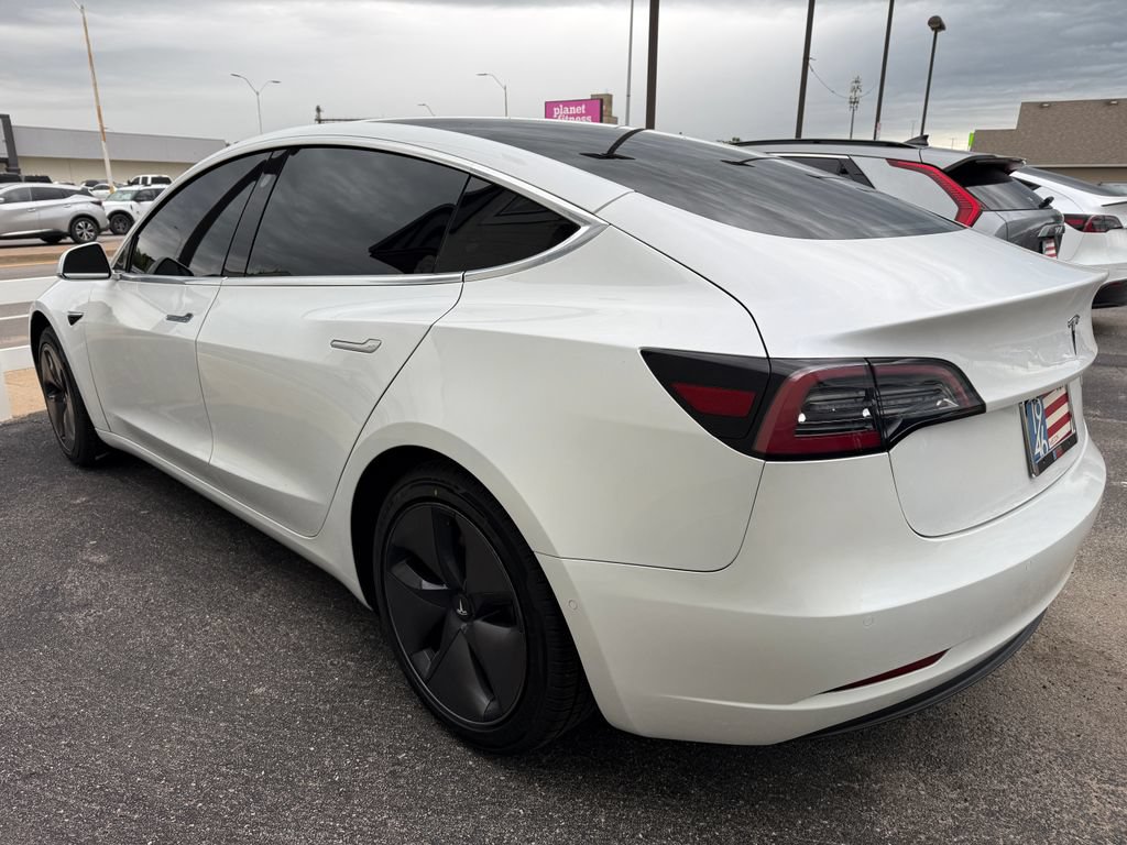 Used 2020 Tesla Model 3 Standard Range RWD image 21