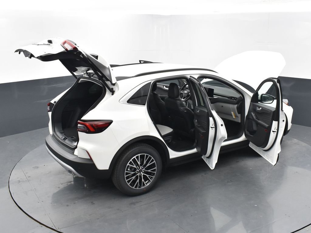 New 2025 Ford Escape SE image 42