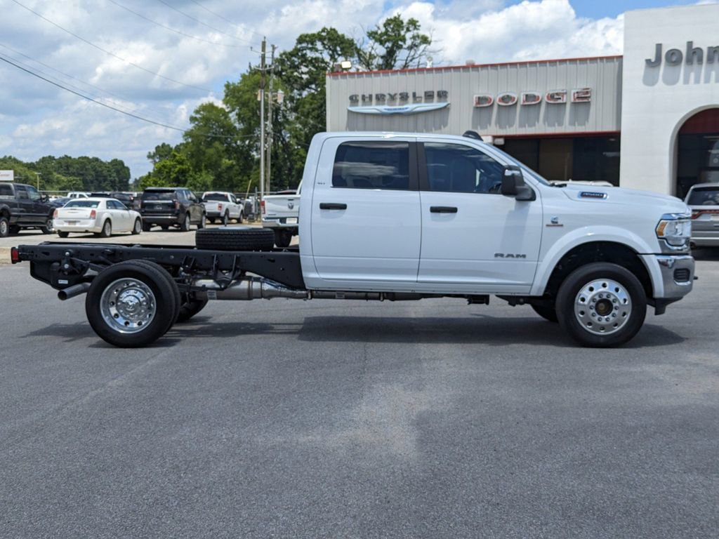 New 2024 RAM 4500 SLT w/ Quick Order Package 2YG SLT image 2