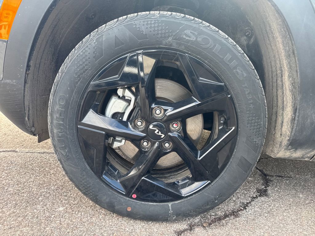 Certified 2026 Kia Seltos EX w/ EX Sunroof Package image 28