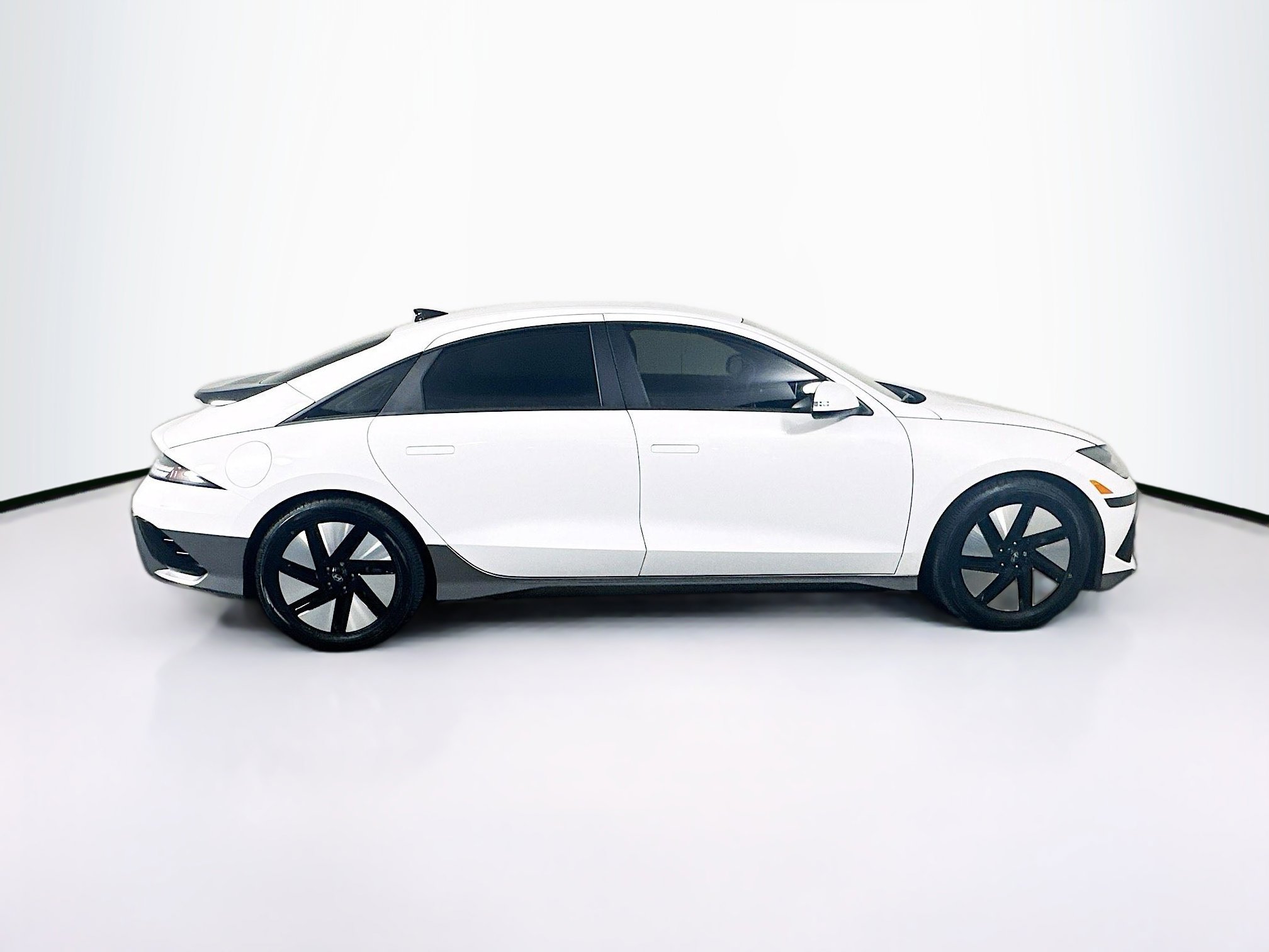 Used 2024 Hyundai Ioniq 6 SE image 10