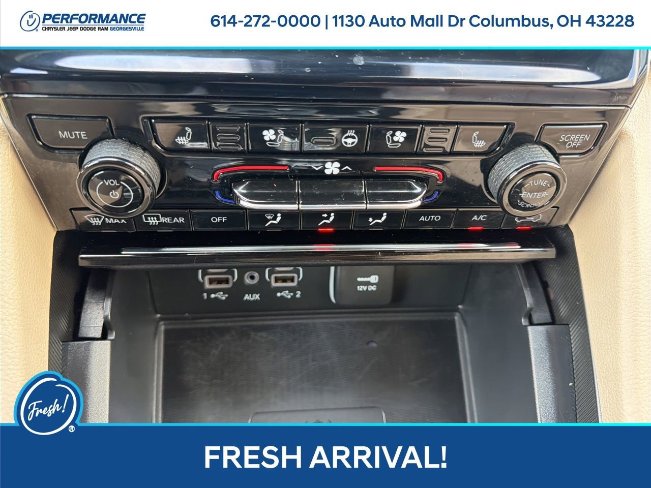 Used 2025 Jeep Grand Cherokee Limited w/ Luxury Tech Group II AWD/4WD image 24