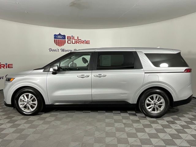 Used 2022 Kia Carnival LX image 6