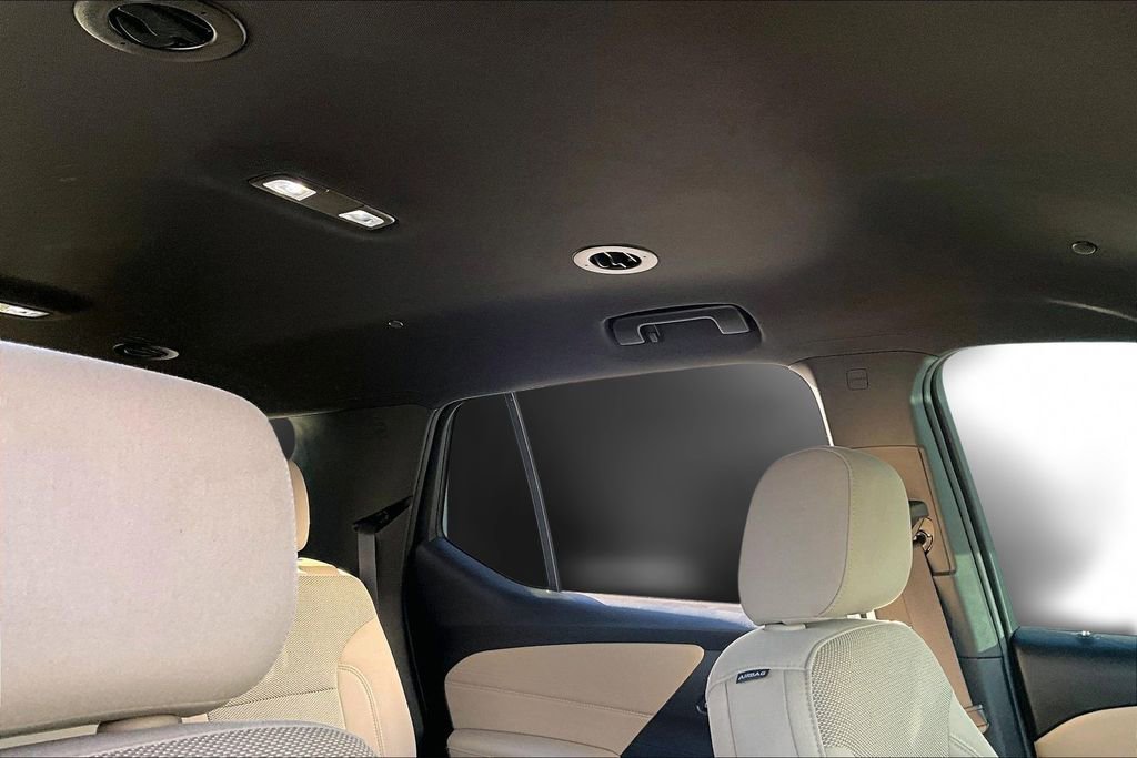 Used 2023 Chevrolet Traverse LS w/ Safety Package image 28