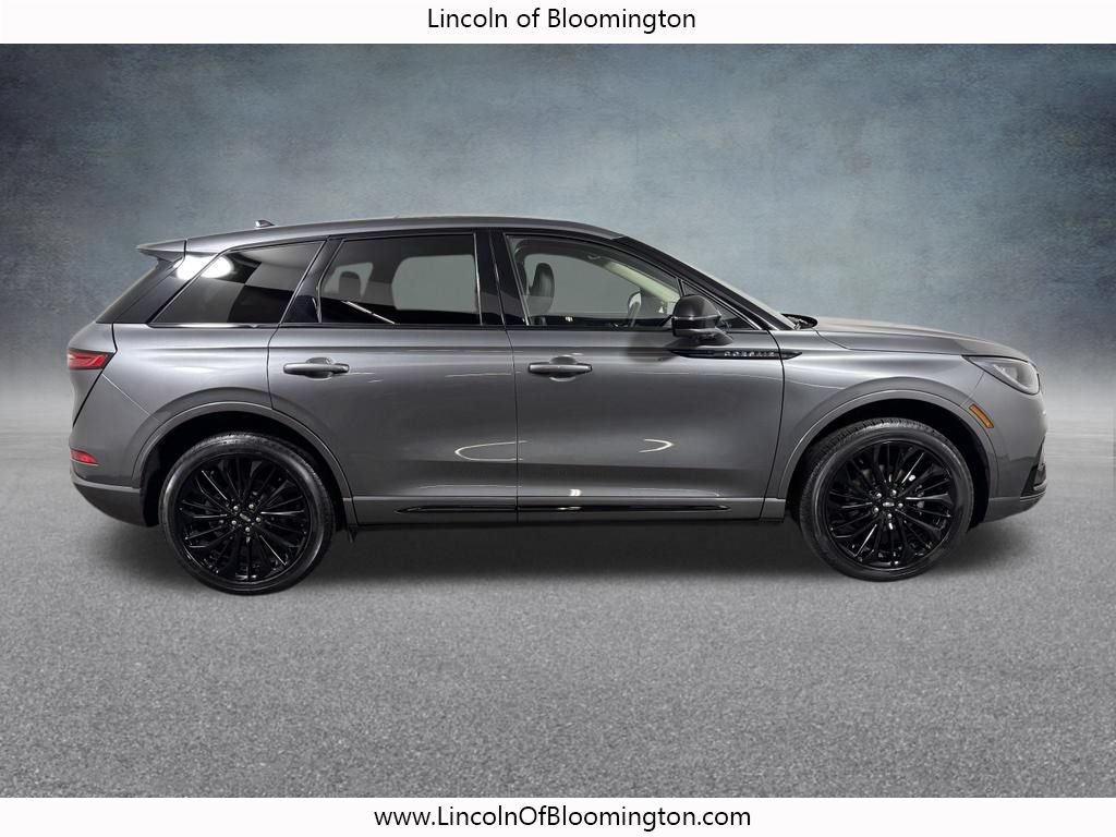 Used 2023 Lincoln Corsair AWD w/ Equipment Group 101A image 9