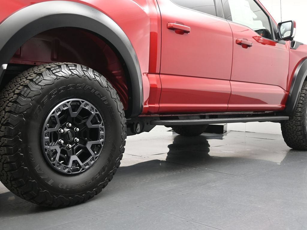 Used 2025 Ford F150 Raptor w/ Equipment Group 803A Raptor R AWD/4WD image 35