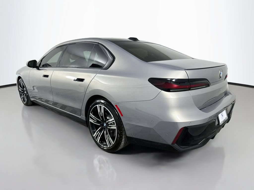 Certified 2025 BMW 740i w/ Premium Package RWD image 7