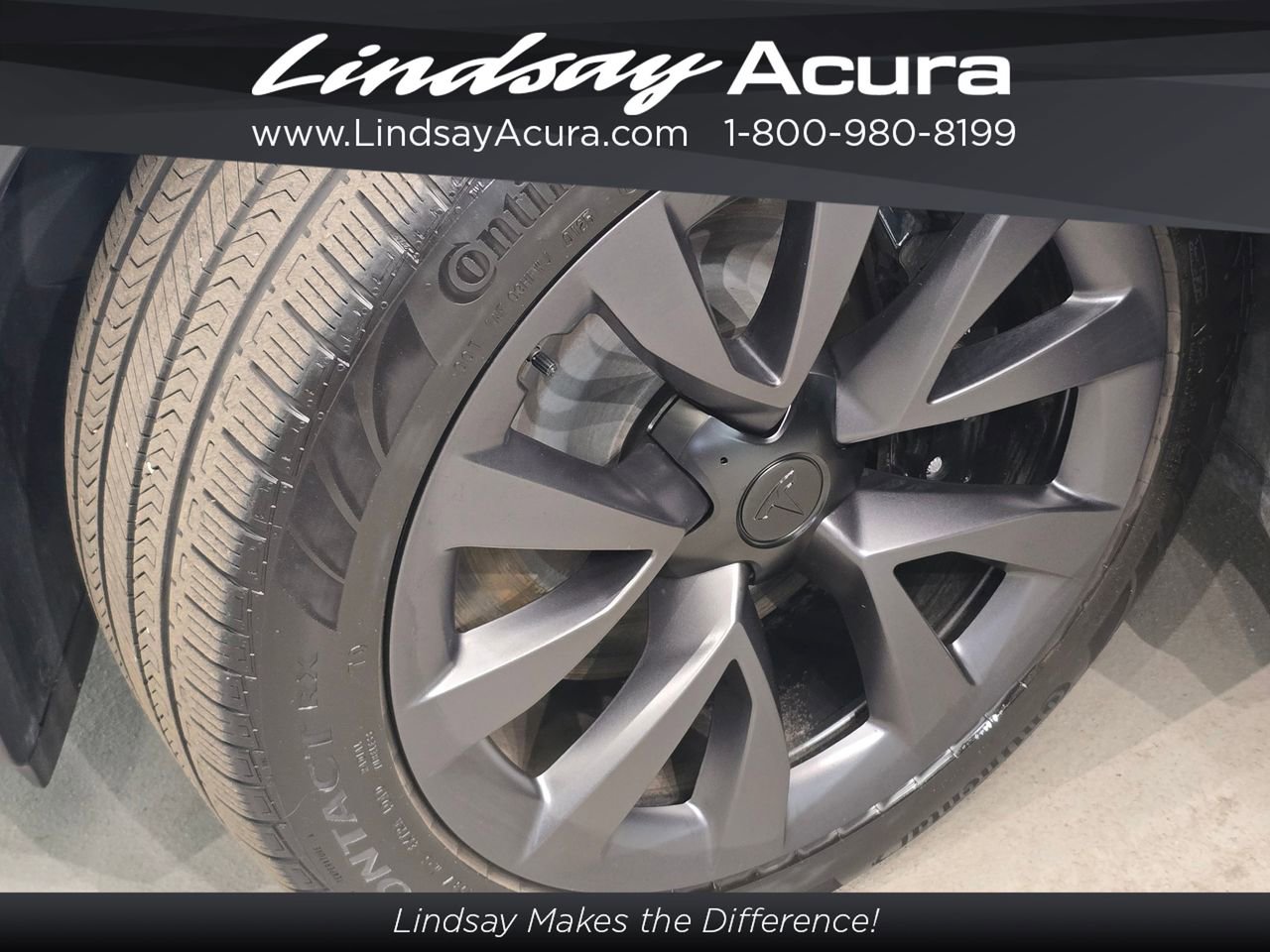 Used 2025 Tesla Model X AWD/4WD image 25