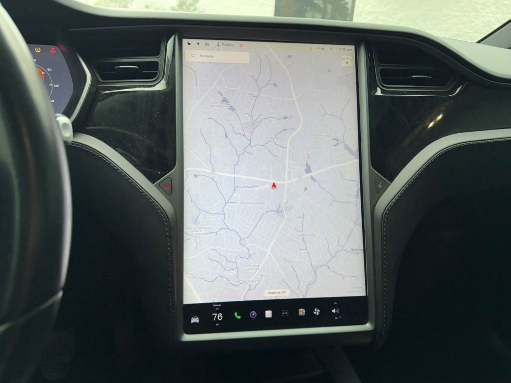 Used 2018 Tesla Model X 75D image 10