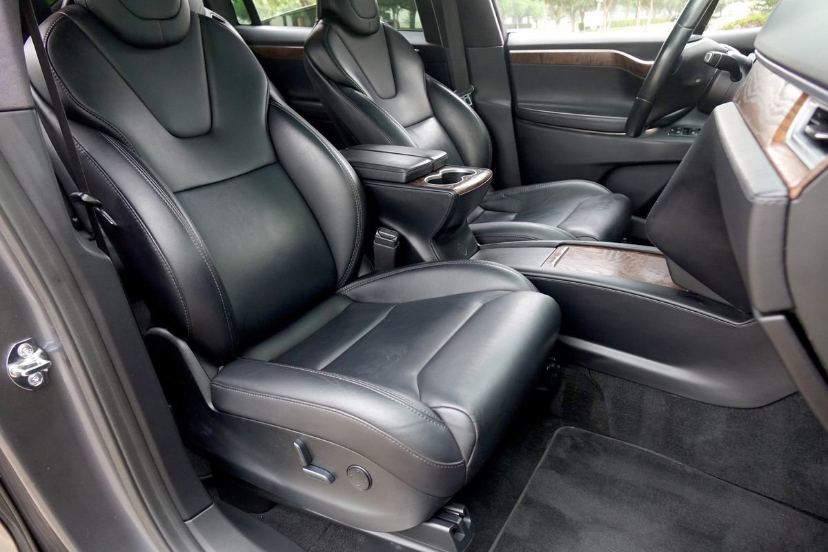 Used 2018 Tesla Model X 100D AWD/4WD image 8